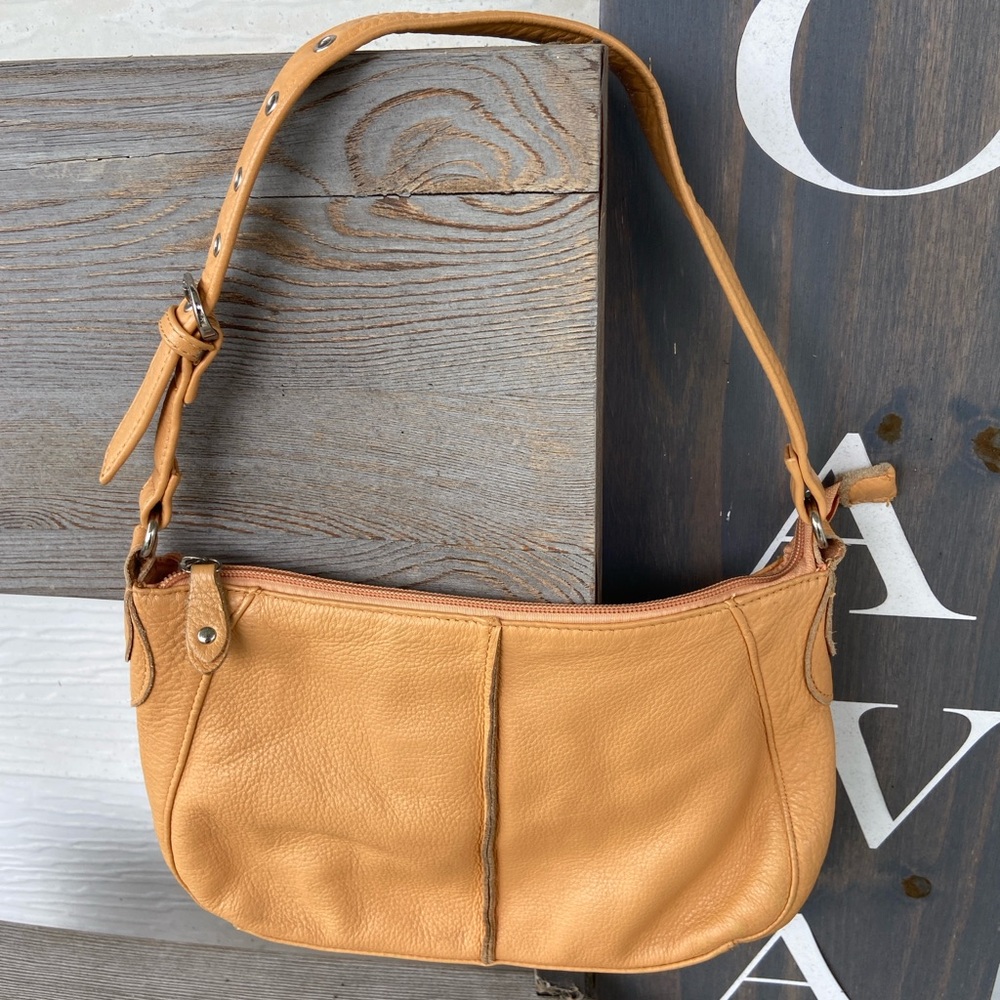 Stone Mountain Tan Leather Shoulder Bag Y2K